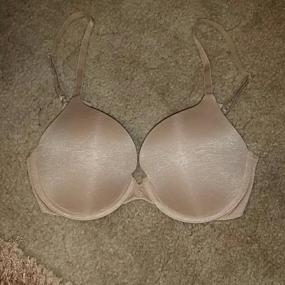NWOT Victoria's Secret padded Perfect Coverage Bra
