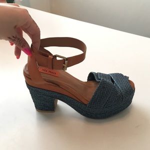 Miz Mooz Woven Sandals - Size 6.5