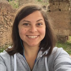 Meet your Posher, Kayla