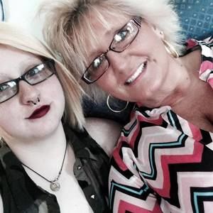 Meet your Posher, Carol