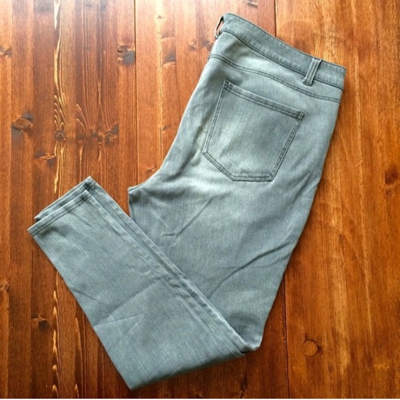 Forever 21 light grey jeans.