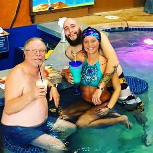 Meet your Posher, Taylor