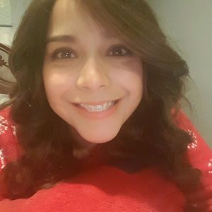 Meet your Posher, Janeira