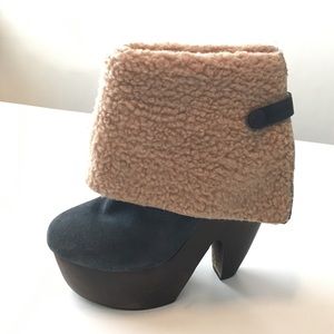 Messeca Julietta Platform Boots Size 6