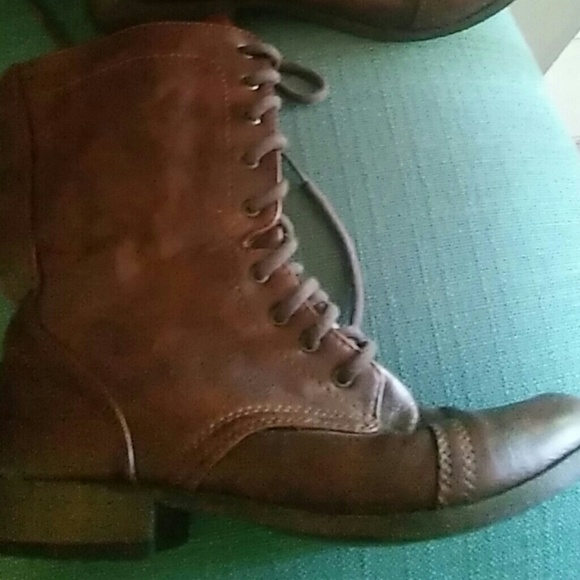 Sold - Picture 2 of 3