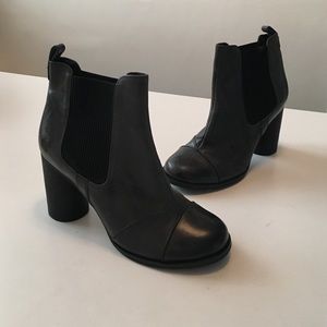 Miz Mooz Iris Booties Size 6.5
