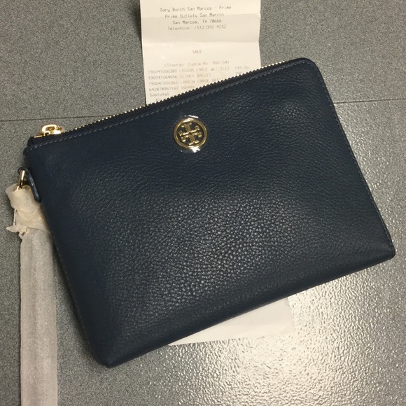 tory burch large wristlet