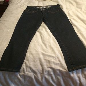 Express jean capris