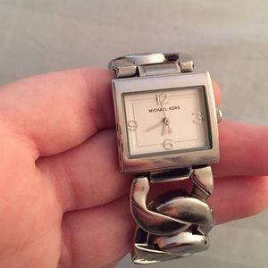 Michael kors silver watch