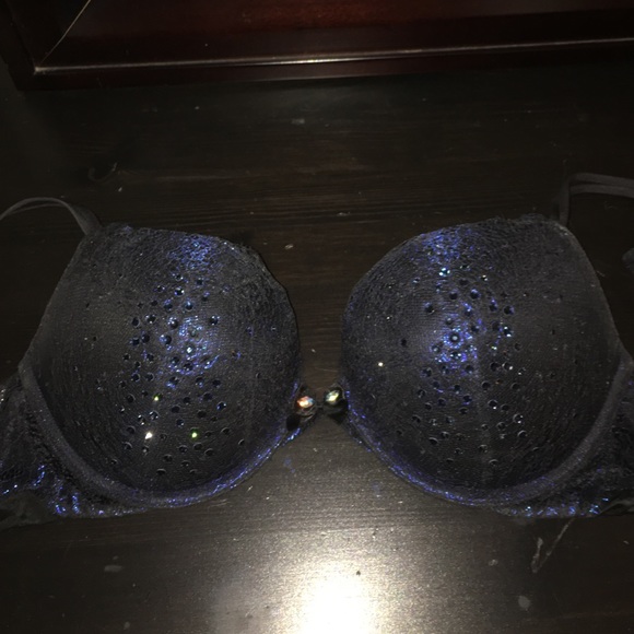 Victoria secret very sexy push-up!