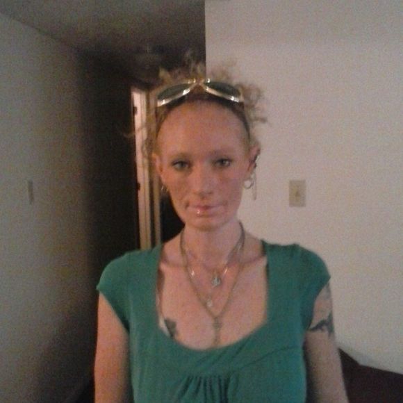 Meet your Posher, Jessica - Picture 1 of 1