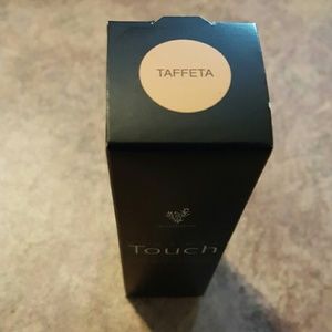 Younique liquid touch foundation