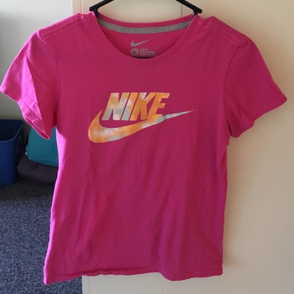 Slim Fit Nike T-Shirt
