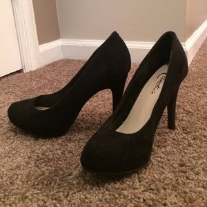 Black heels
