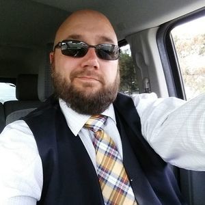 Meet your Posher, Adam