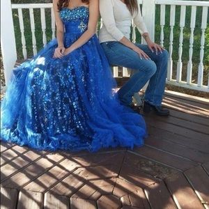 Prom/homecoming/pageant dress