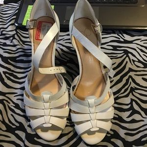 Jessica Sompson Wedges