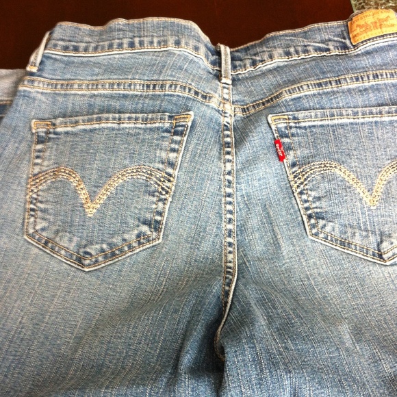 Levi Jean Capris