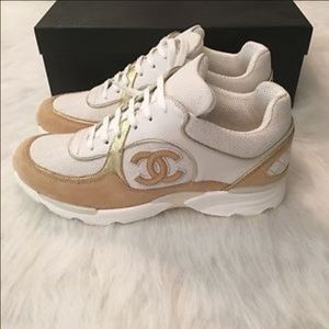 Looking for this shoe in size 9.5-10.