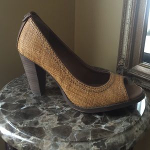 Calvin Klein peep toe pumps. Size 7.