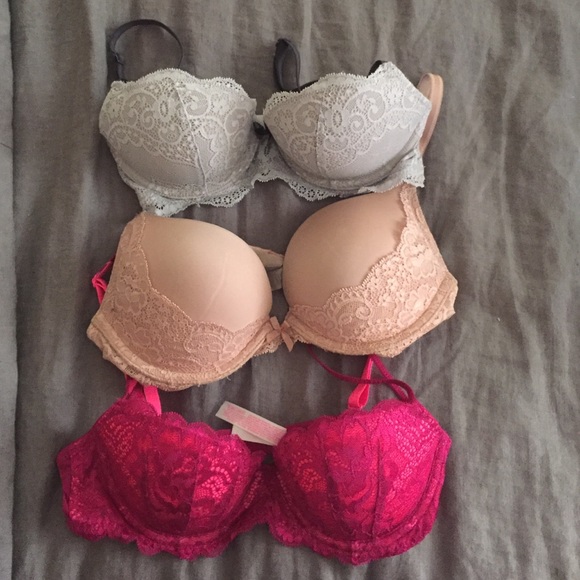 PINK Victoria's Secret Other - Bra bundle 32A Pink, VS, Gilligan & O'Malley