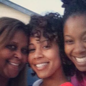 Meet your Posher, Angela