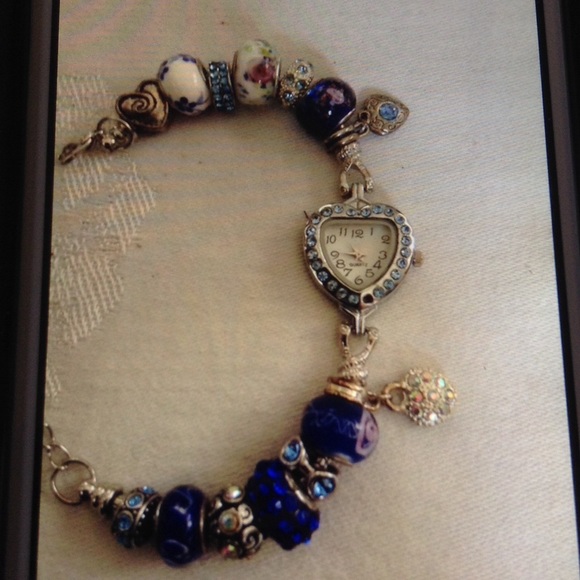 Watch bracelet in blues