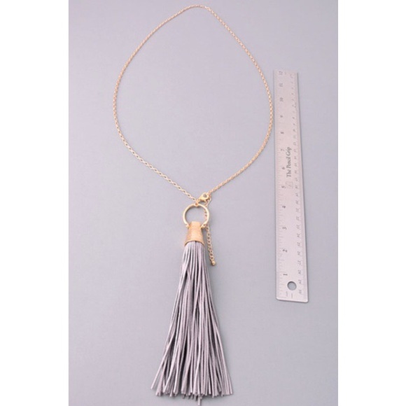 Boho Tassel Necklace - Picture 3 of 3