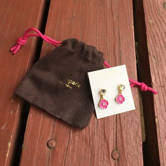 Cute Kate Spade pink flower earrings.