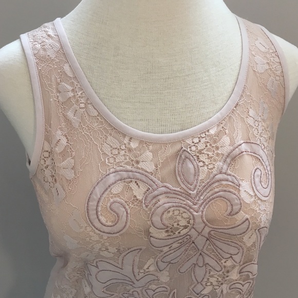 lace front top - Picture 2 of 4