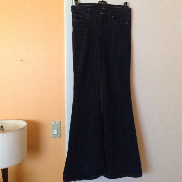 Bebe bell bottom jeans