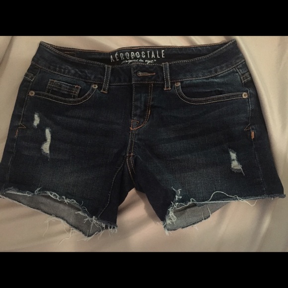 Aeropostale (designed in NYC) Midi Shorts - Picture 1 of 4
