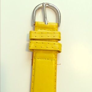 Ladies skinny belt unworn with label XL