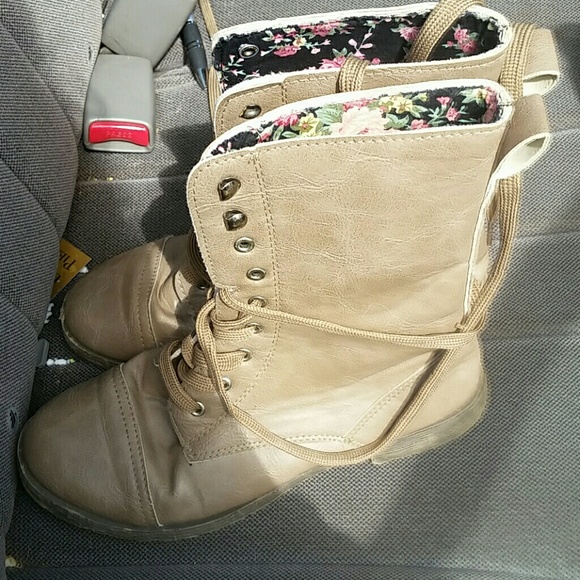 Combat boots - Picture 3 of 4