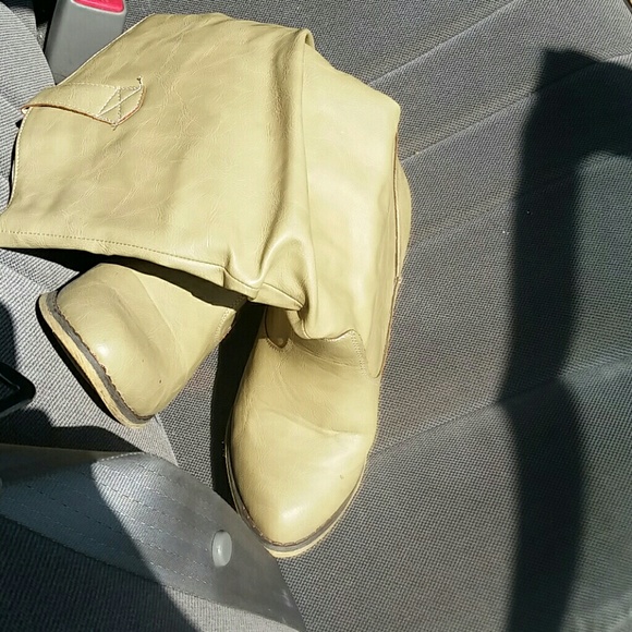 Boots - Picture 2 of 2