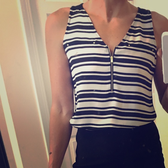 Nwt- Express Portfino blouse.