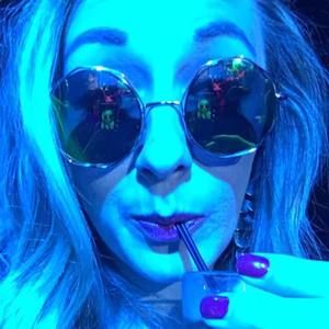 Meet your Posher, Charlee