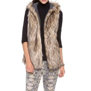 Like-new zara faux-fur vest