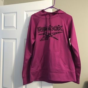Brand new without tags reebok sweatshirt size lf