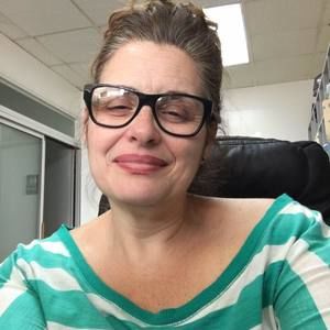 Meet your Posher, Aida maria