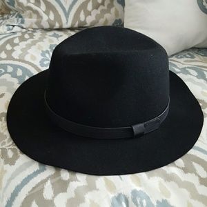 H&M Hat