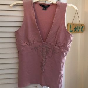 TRADED 🎈SALE🎈Pink sleeveless v neck top