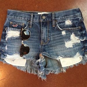 Hollister high waisted shorts