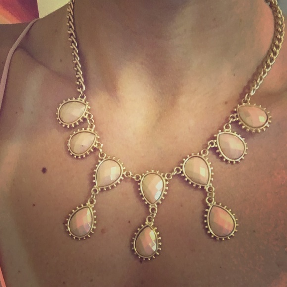 Peachy pink Charming Charlie Bubble necklace