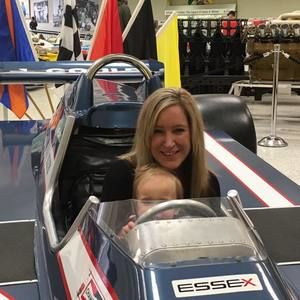 Meet your Posher, Jennifer