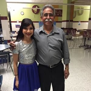 Meet your Posher, Gloria