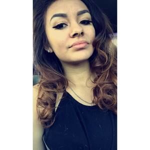 Meet your Posher, Alyssa