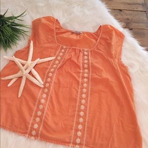 🌸🌸 Old Navy Blouse with Flowers