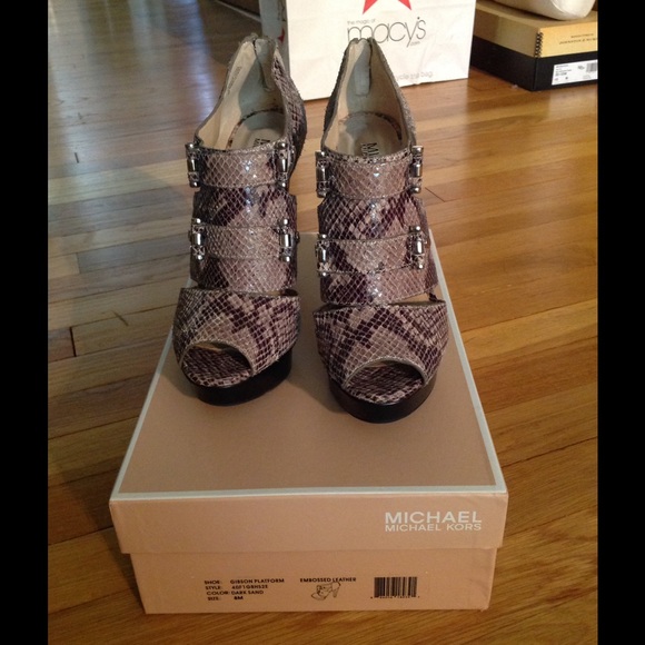 Michael Kors Gibson Platform