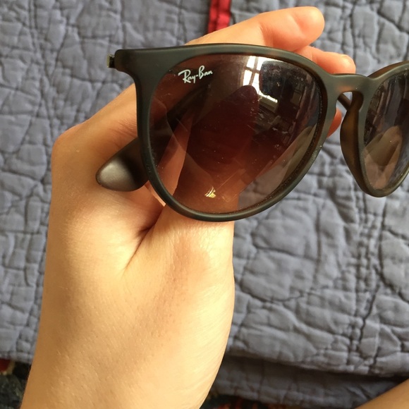 Ray-Ban sunglasses - Picture 3 of 4